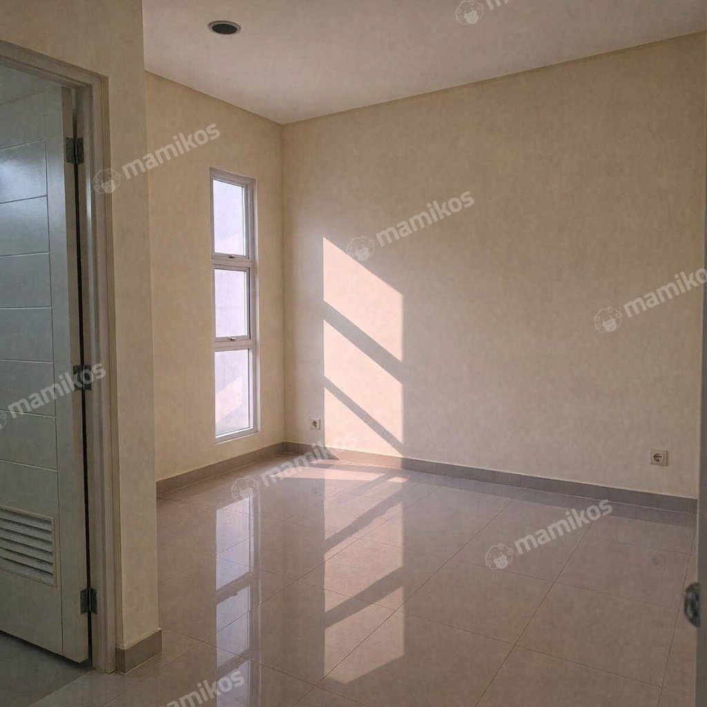 Rumah Sertifikat SHM 3 Kamar Tidur 3 Kamar Mandi Cengkareng Jakarta Barat - Photo 2