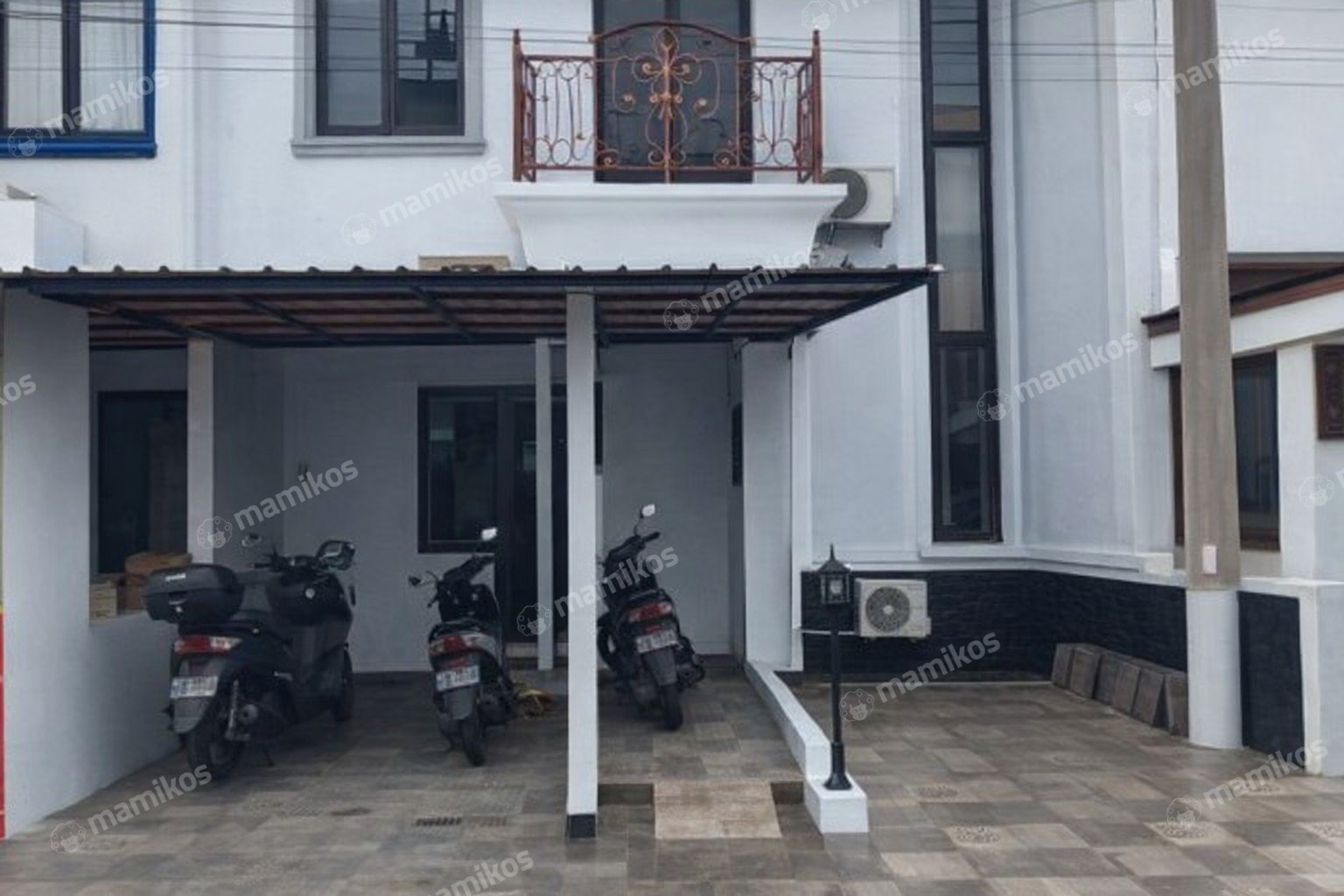 Rumah Sertifikat SHM 5 Kamar Tidur 3 Kamar Mandi Jatinegara Jakarta Timur