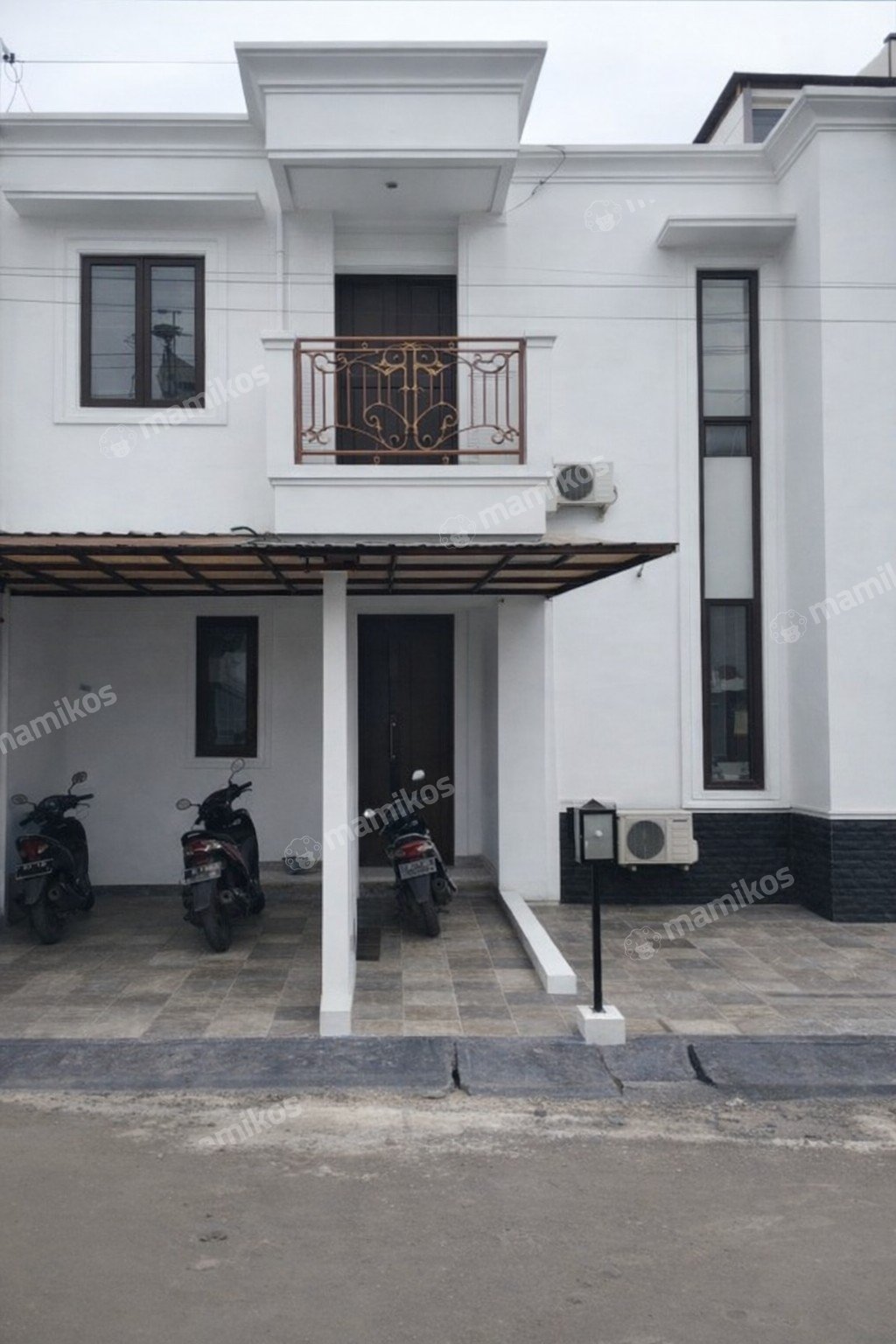 Rumah Sertifikat SHM 5 Kamar Tidur 3 Kamar Mandi Jatinegara Jakarta Timur - Photo 2