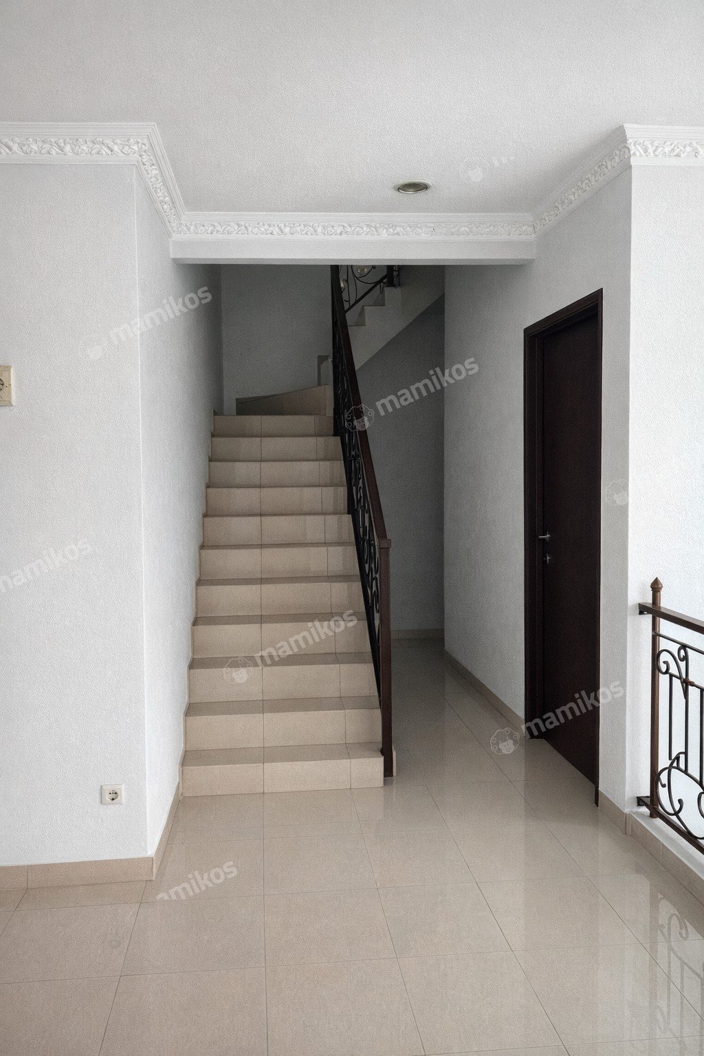 Rumah Sertifikat SHM 5 Kamar Tidur 3 Kamar Mandi Jatinegara Jakarta Timur - Photo 4