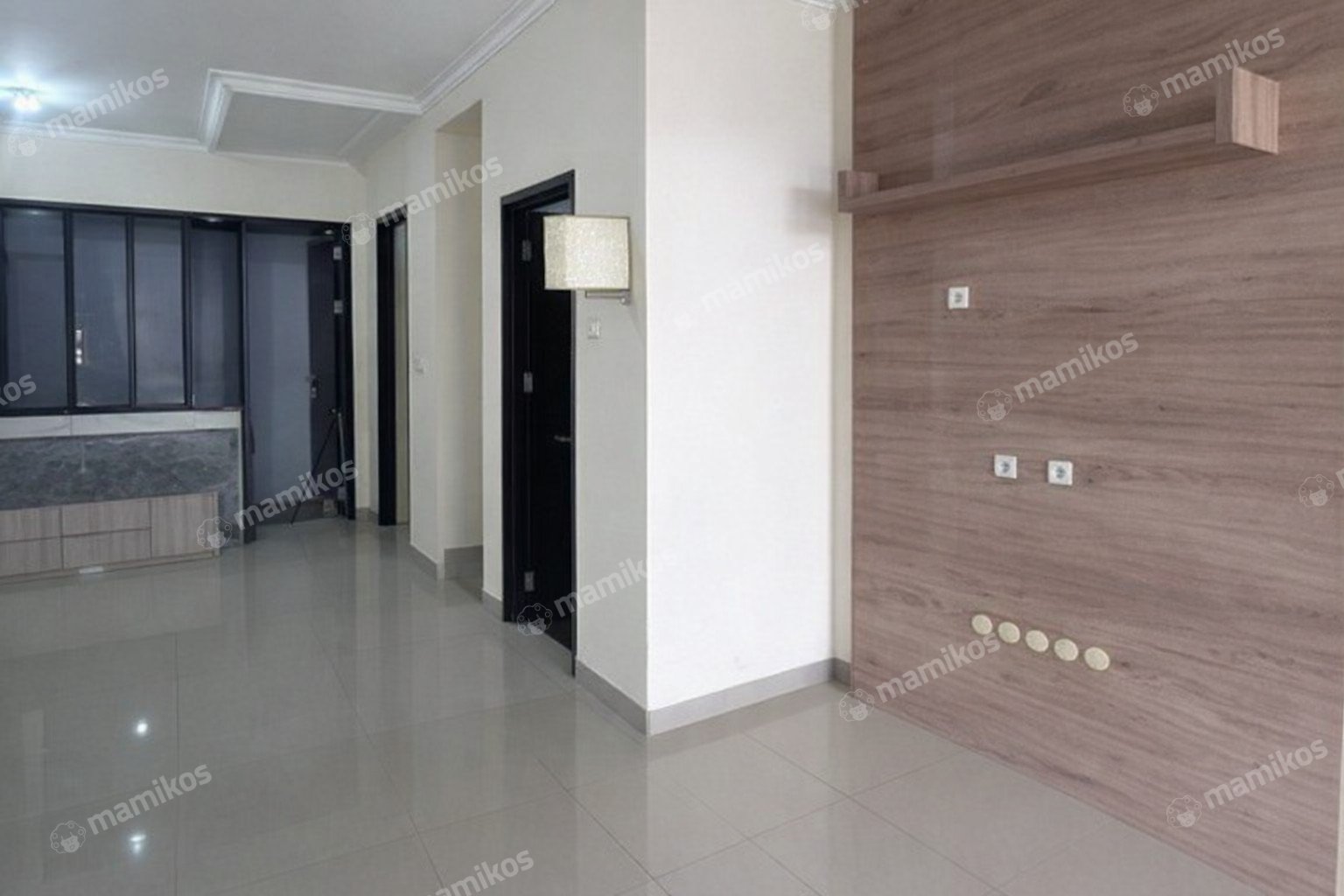 Rumah 3 Kamar Tidur 2 Kamar Mandi 2 Lantai Daan Mogot Jakarta Barat
