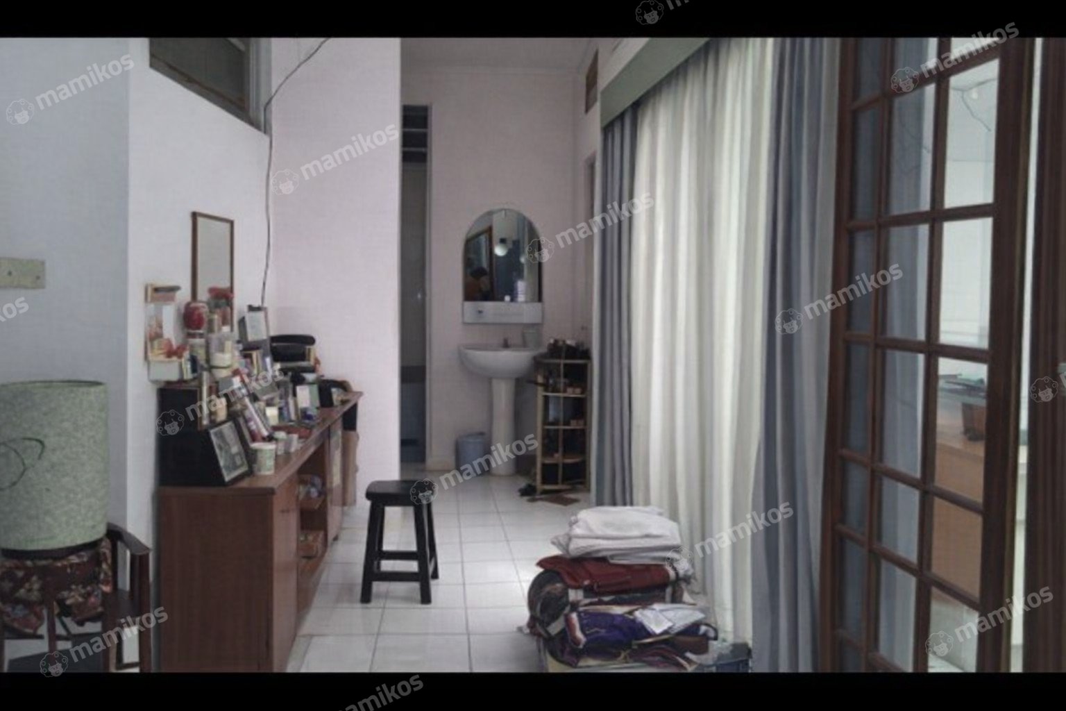 Rumah Sertifikat SHM 5 Kamar Tidur 4 Kamar Mandi Kebayoran Baru Jakarta Selatan - Photo 3