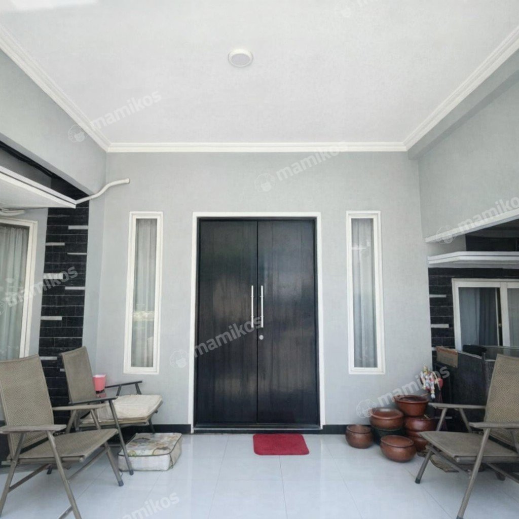 Rumah Sertifikat SHM 5 Kamar Tidur 5 Kamar Mandi Citra Grand Jakarta Timur - Photo 2