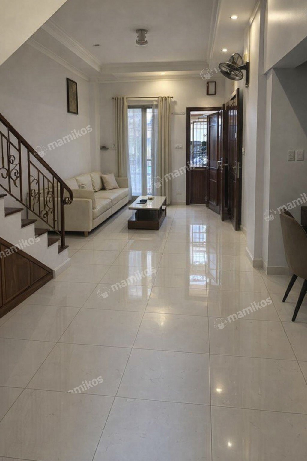 Rumah Sertifikat SHM 3 Kamar Tidur 3 Kamar Mandi Sunter Jakarta Utara - Photo 2