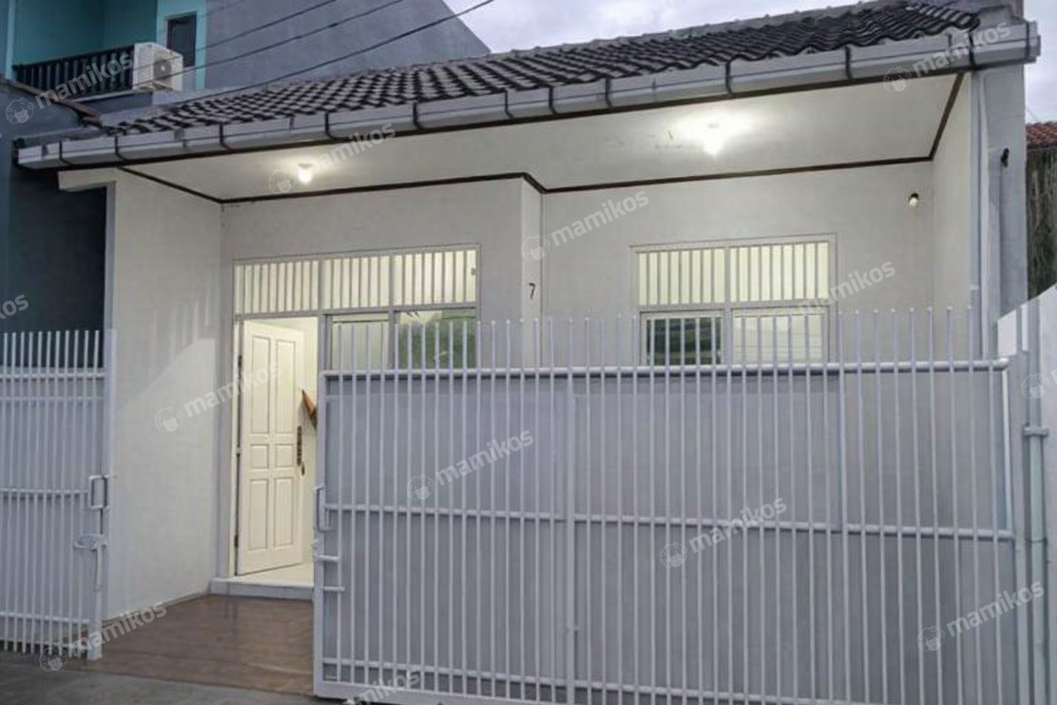 Rumah Sertifikat SHM 3 Kamar Tidur 1 Kamar Mandi Pondok Kelapa Jakarta Timur
