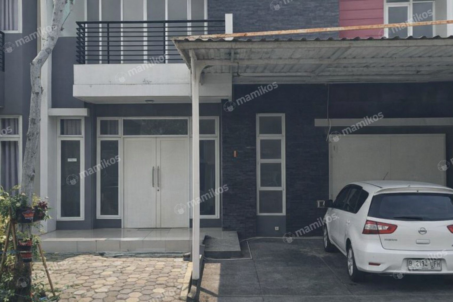 Rumah 4KT 4KM Green Lake City Jakarta Barat