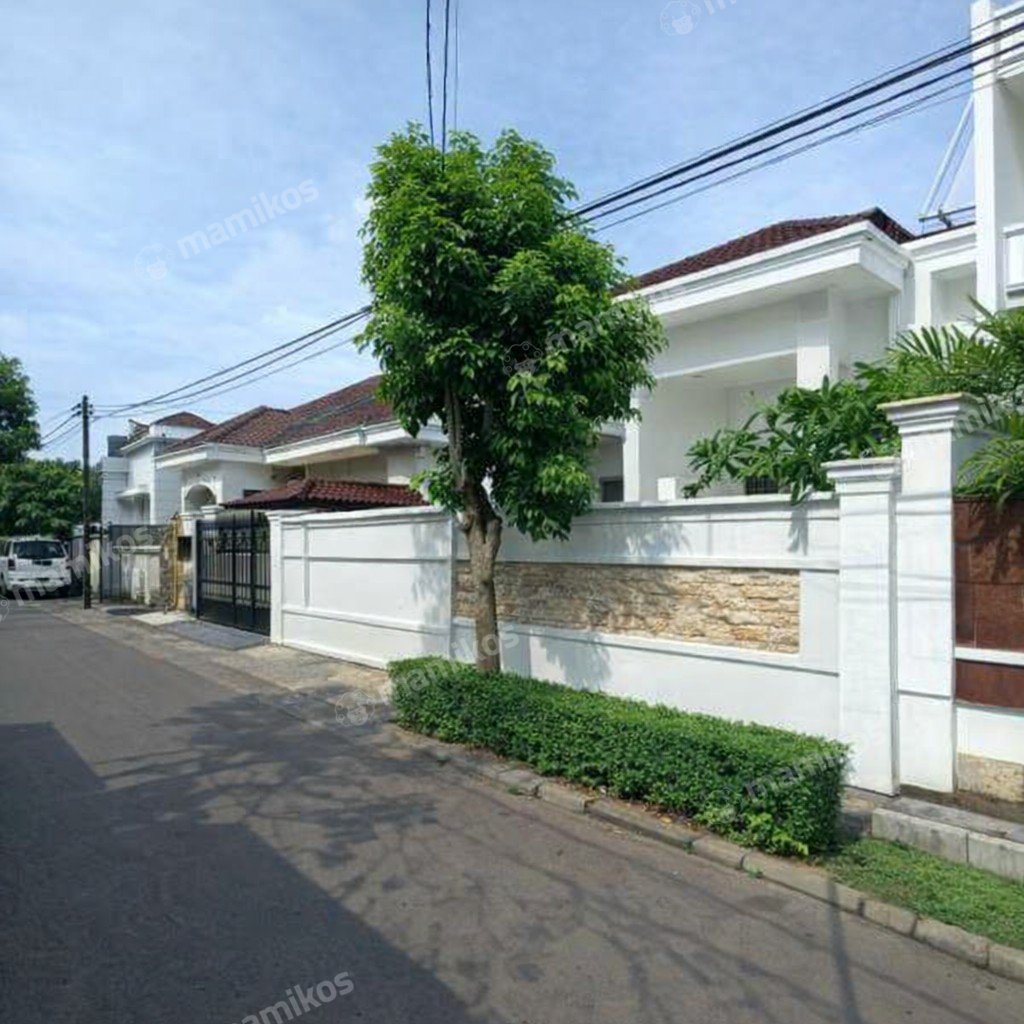 Rumah Sertifikat SHM 4 Kamar Tidur 2 Kamar Mandi Sektor 2 - Bintaro Jakarta Selatan - Photo 2