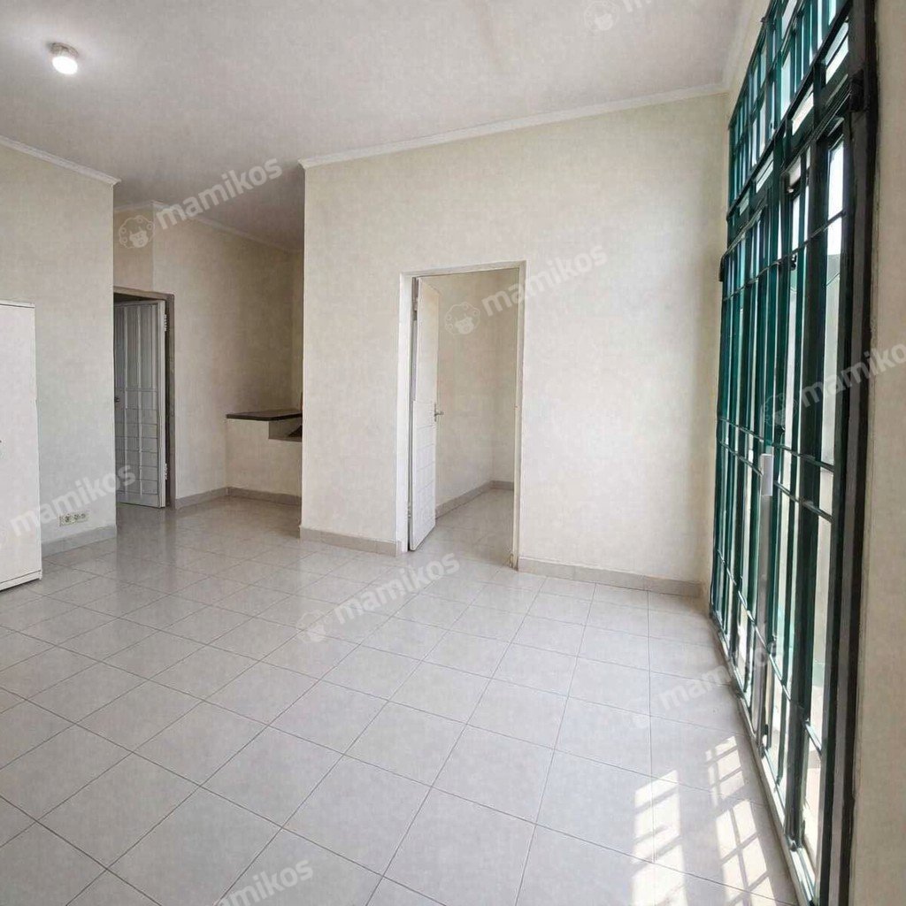 Rumah Sertifikat SHM 4 Kamar Tidur 3 Kamar Mandi Semanan Jakarta Barat - Photo 2