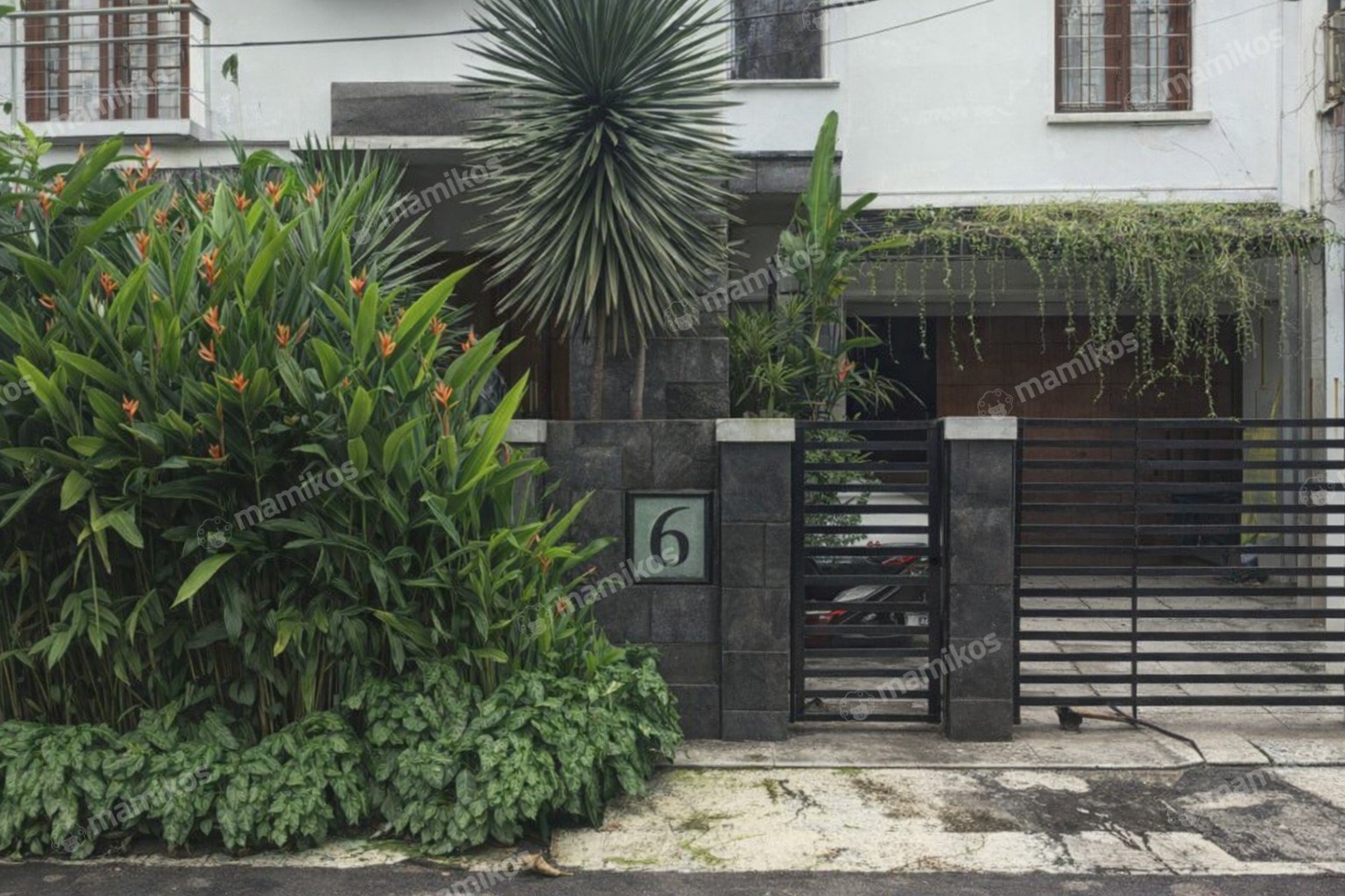 Rumah Sertifikat SHM 6 Kamar Tidur 6 Kamar Mandi Gandaria Jakarta Selatan