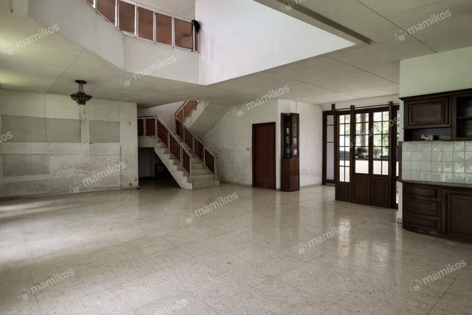 Rumah Sertifikat SHM 4 Kamar Tidur 3 Kamar Mandi Permata Hijau Jakarta Selatan
