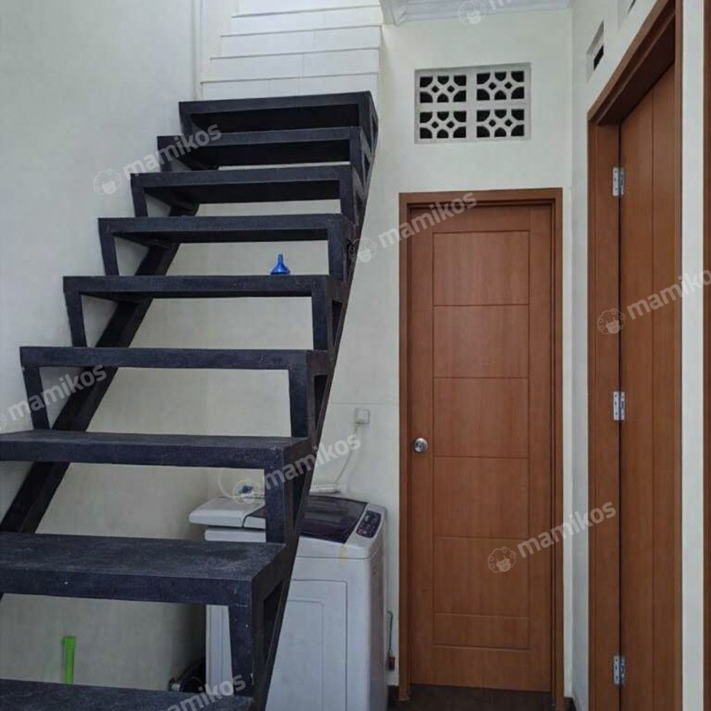 Rumah Sertifikat SHM 4 Kamar Tidur 4 Kamar Mandi Cibubur Jakarta Timur - Photo 3