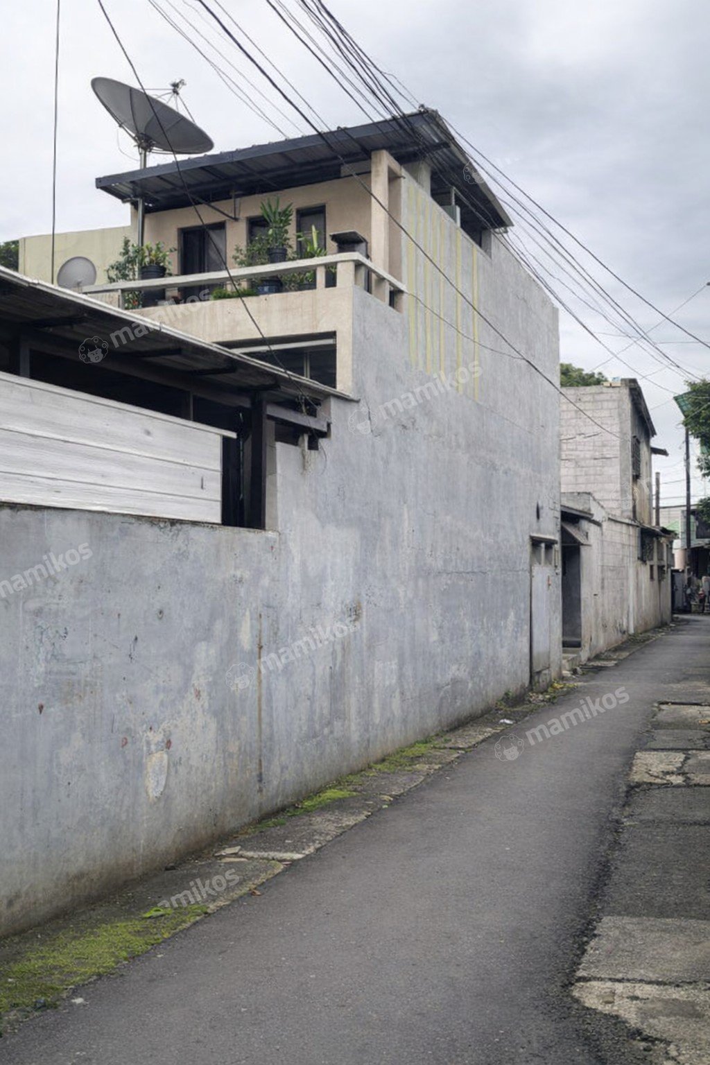 Rumah Sertifikat SHM 3 Kamar Tidur 3 Kamar Mandi Ciracas Jakarta Timur - Photo 2