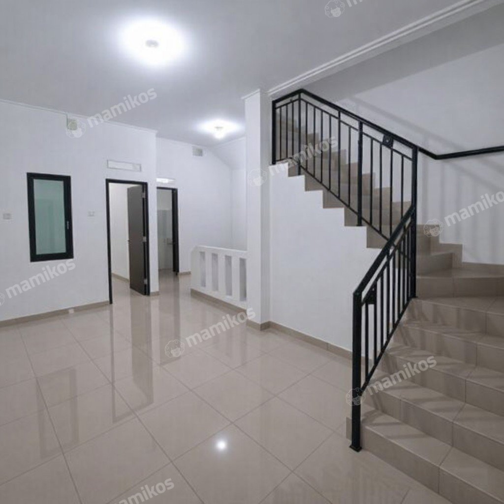 Rumah Sertifikat SHM 4 Kamar Tidur 3 Kamar Mandi Tanjung Duren Selatan Jakarta Barat - Photo 3