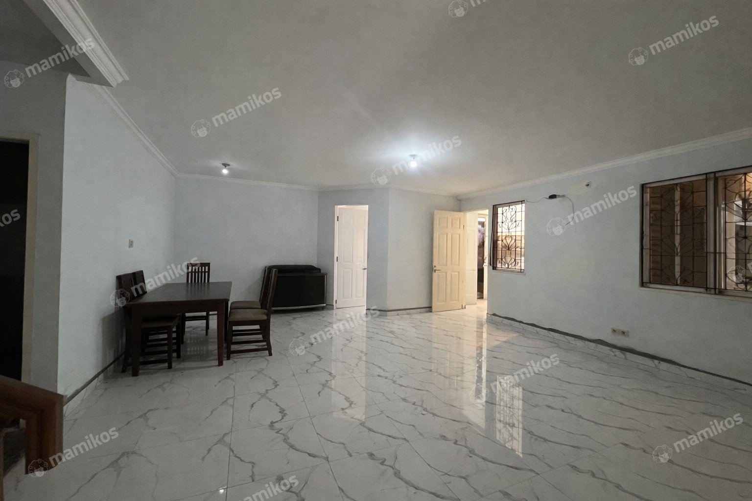 Rumah Sertifikat SHM 5 Kamar Tidur 5 Kamar Mandi Kelapa Gading Jakarta Utara - Photo 4