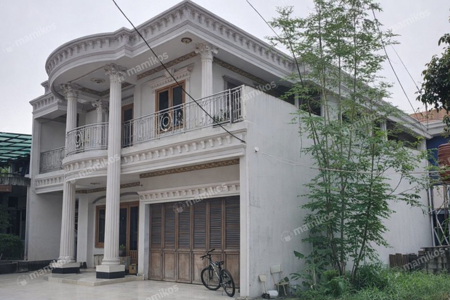 Rumah Sertifikat SHM 5 Kamar Tidur 5 Kamar Mandi Ciracas Jakarta Timur