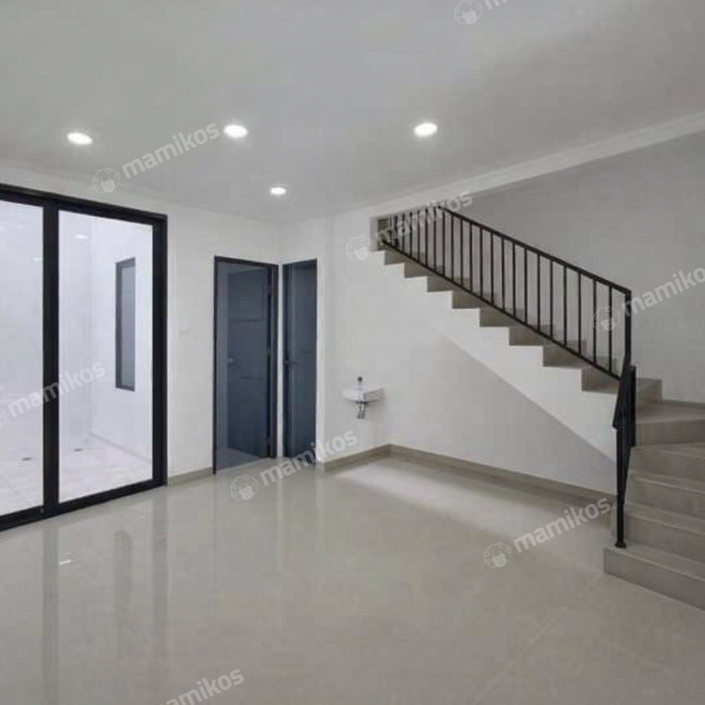 Rumah Sertifikat SHM 4 Kamar Tidur 3 Kamar Mandi Citra Garden Jakarta Barat - Photo 4