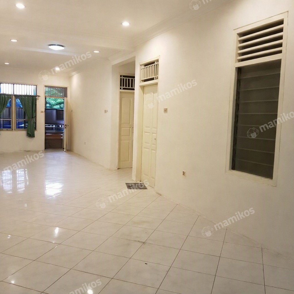 Rumah Sertifikat SHM 3 Kamar Tidur 3 Kamar Mandi Kelapa Gading Jakarta Utara - Photo 2