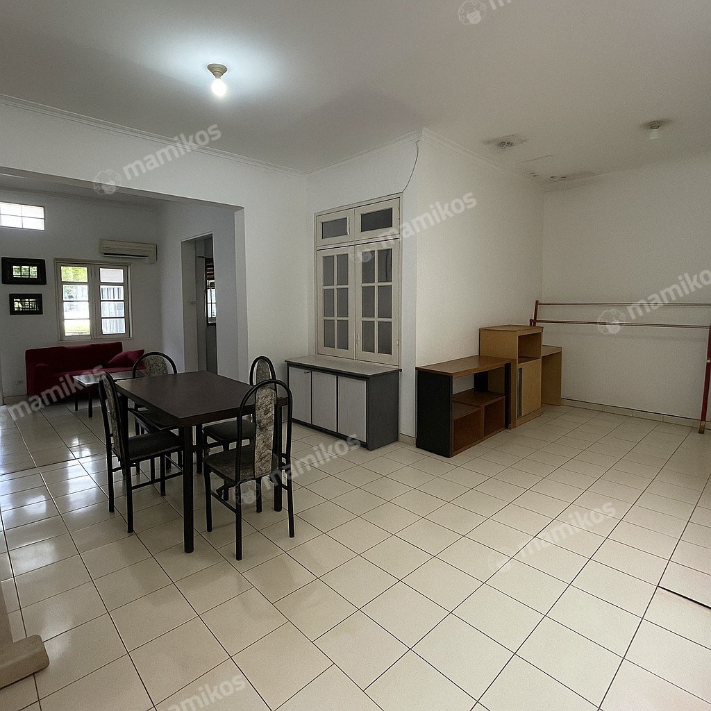 Rumah Sertifikat SHM 2 Kamar Tidur 1 Kamar Mandi Legenda Wisata Jakarta Timur - Photo 5