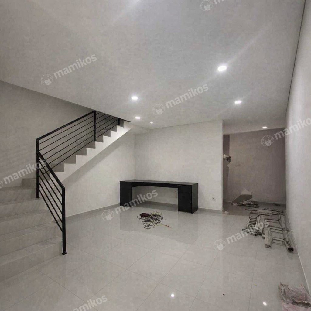 Rumah Sertifikat SHM 3 Kamar Tidur 4 Kamar Mandi Kav DKI Jakarta Barat - Photo 4