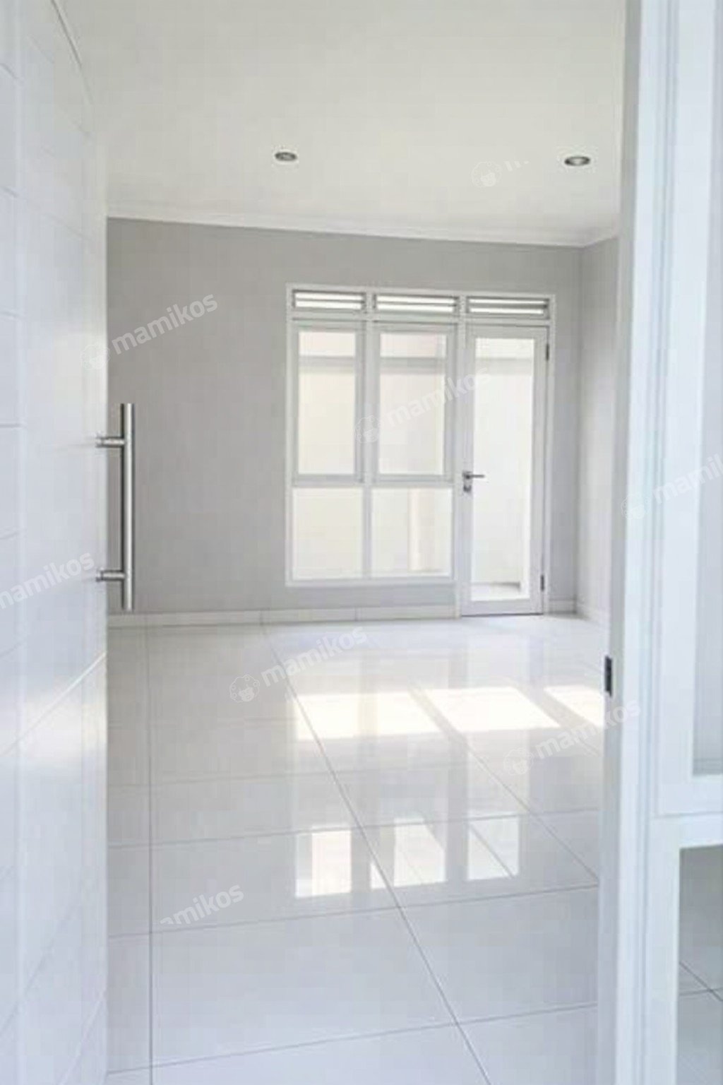 Rumah Sertifikat SHM 4 Kamar Tidur 4 Kamar Mandi Metland Menteng Jakarta Timur - Photo 3