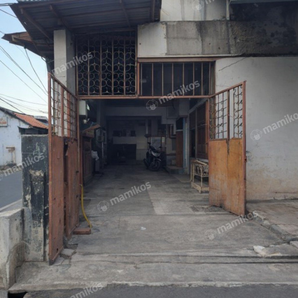 Rumah Sertifikat SHM 10 Kamar Tidur 5 Kamar Mandi Tanjung Duren Jakarta Barat - Photo 3
