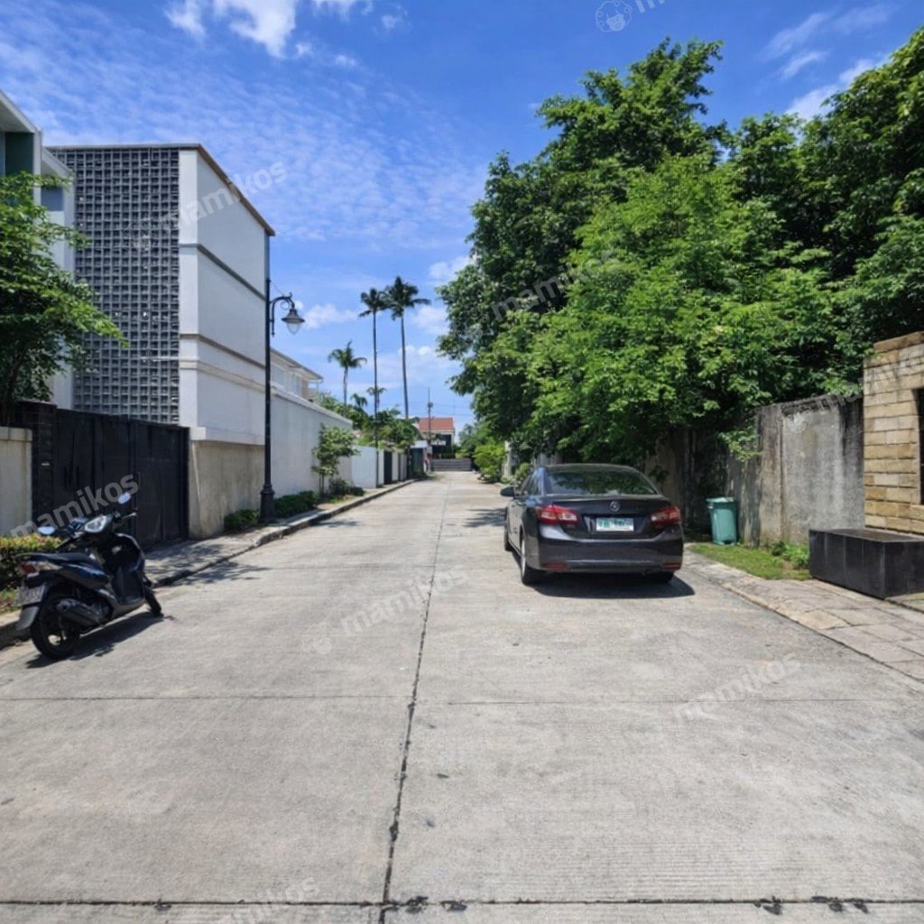 Rumah Sertifikat SHM 4 Kamar Tidur 4 Kamar Mandi Pondok Kelapa Jakarta Timur - Photo 2