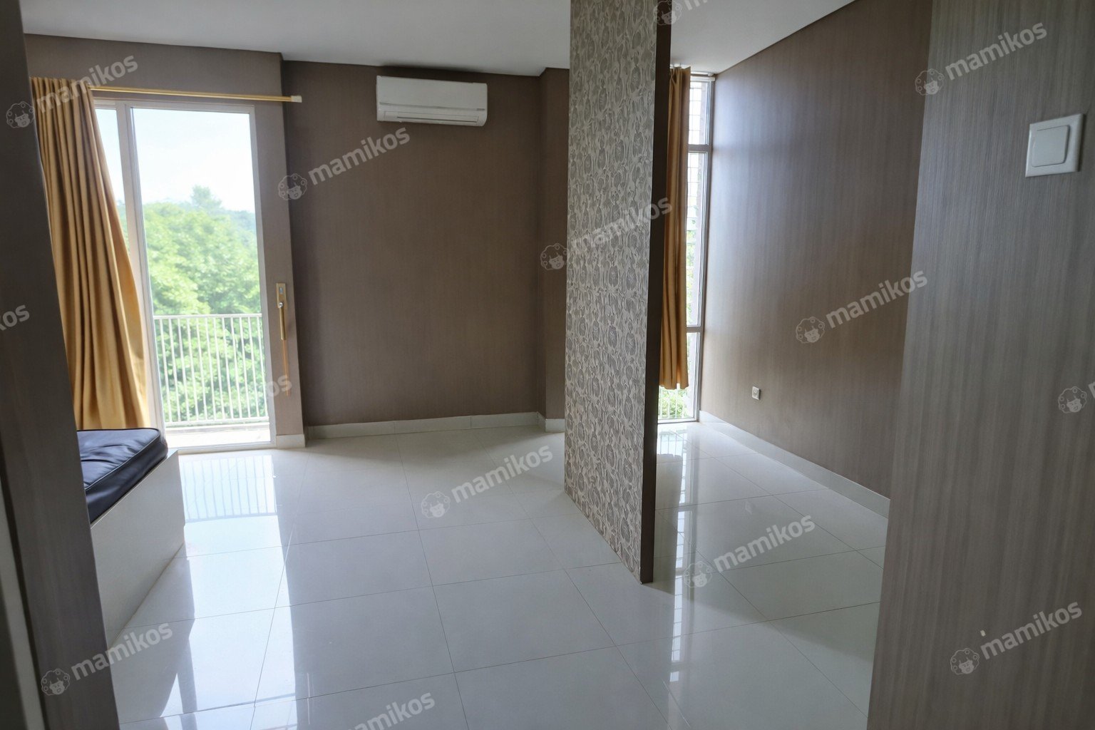 Rumah Sertifikat SHM 4 Kamar Tidur 4 Kamar Mandi Pantai Indah Kapuk Jakarta Utara - Photo 5