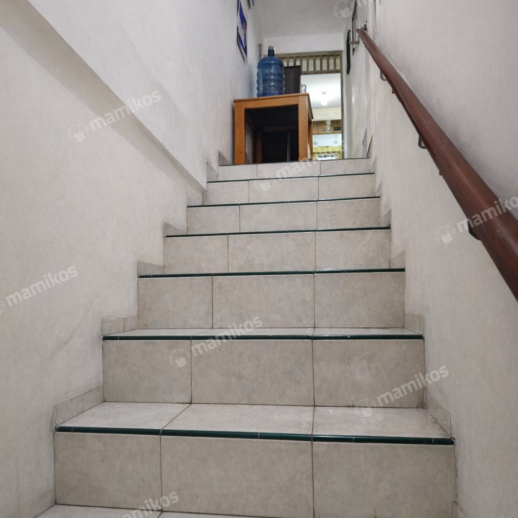 Rumah Sertifikat SHM 2 Kamar Tidur 2 Kamar Mandi Tanjung Duren Jakarta Barat - Photo 2