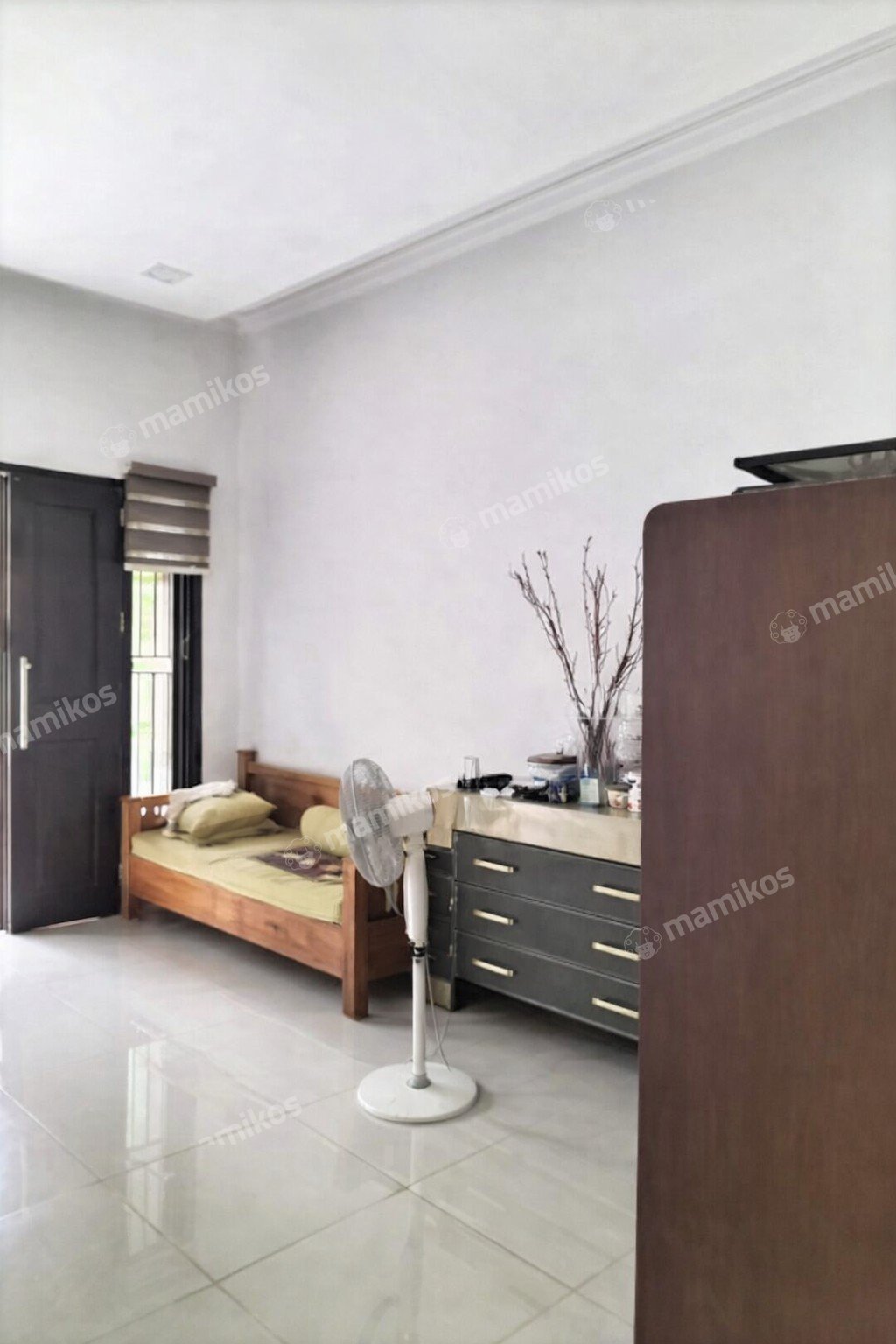 Rumah Sertifikat SHM 4 Kamar Tidur 3 Kamar Mandi Sunter Jakarta Utara - Photo 3