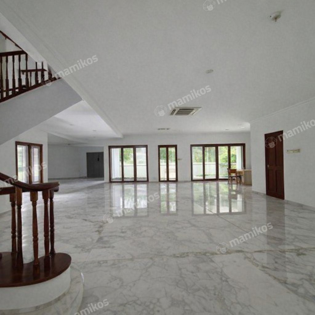Rumah Sertifikat SHM 6 Kamar Tidur 4 Kamar Mandi Kemang Jakarta Selatan - Photo 4