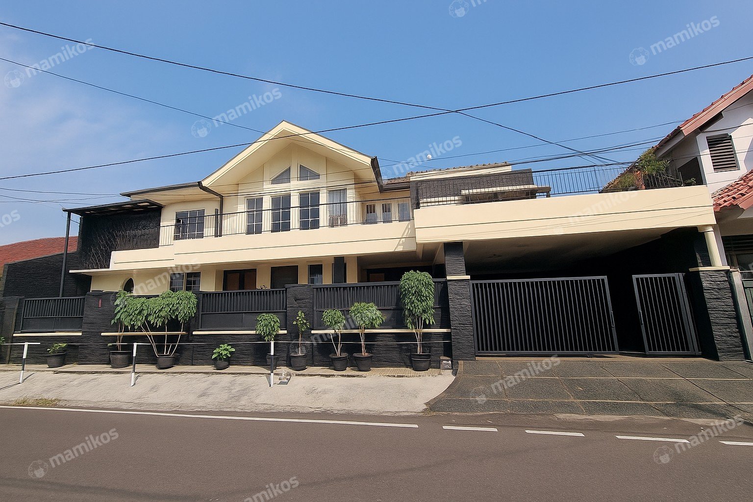 Rumah Sertifikat SHM 7 Kamar Tidur 4 Lantai Pondok Kelapa Jakarta Timur