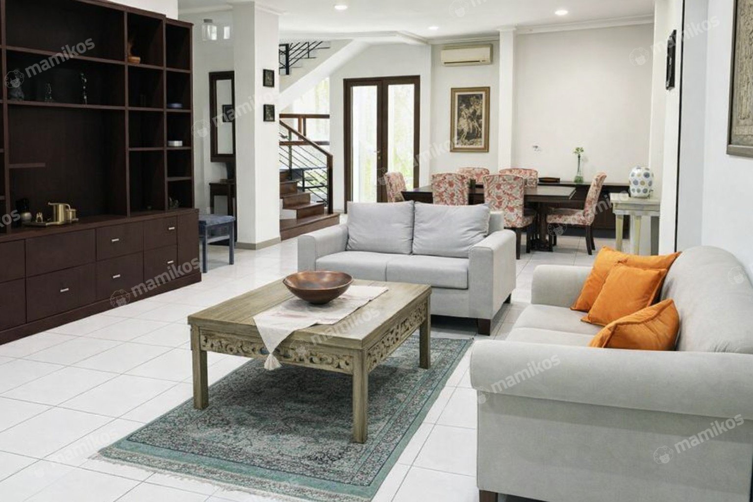 Rumah Sertifikat SHM 3 Kamar Tidur 3 Kamar Mandi Pondok Indah Jakarta Selatan