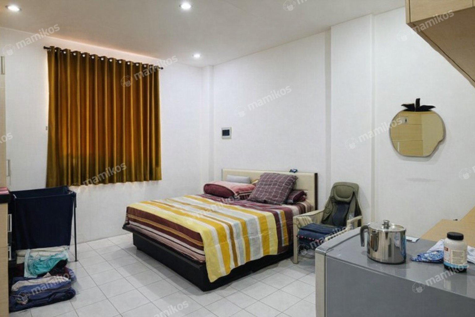 Rumah Sertifikat HGB 4 Kamar Tidur 2 Kamar Mandi Taman Palem Jakarta Barat