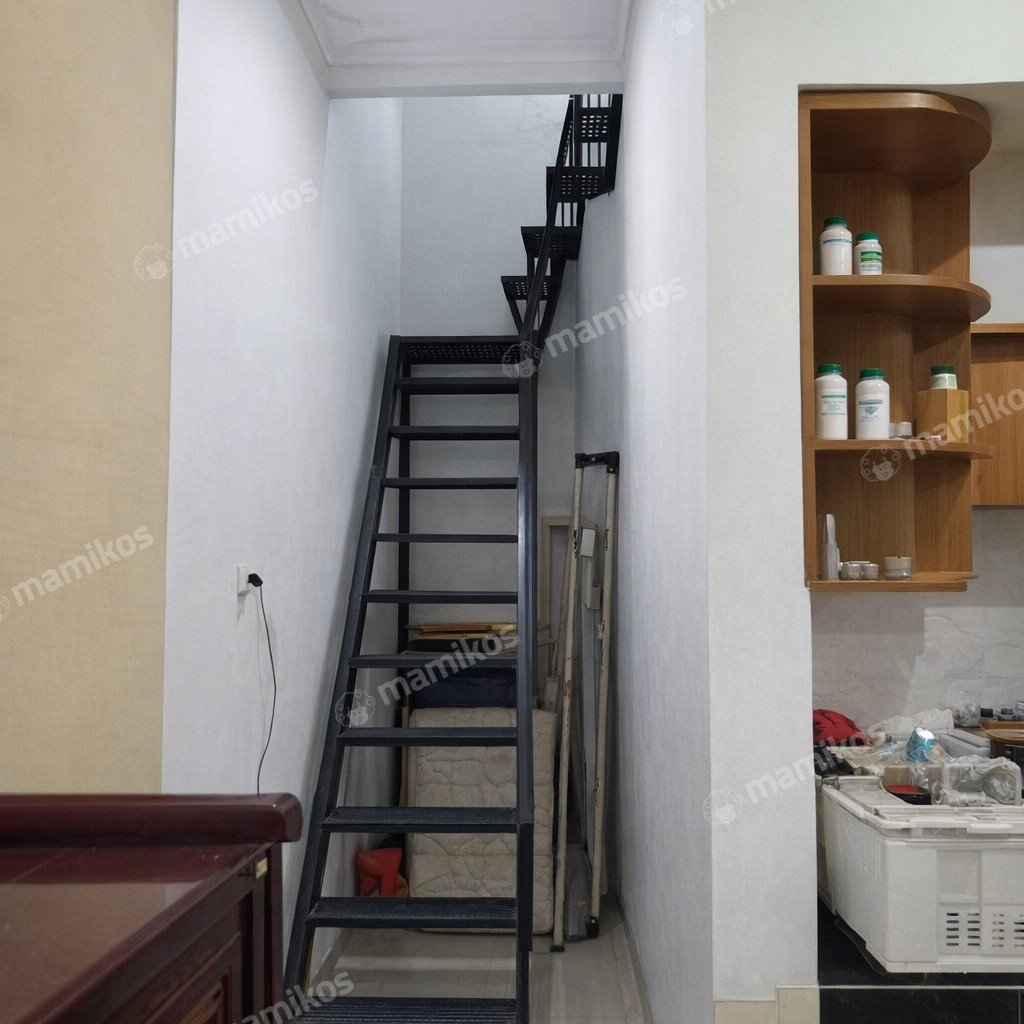 Rumah Sertifikat SHM 5 Kamar Tidur 3 Kamar Mandi Taman Kencana Jakarta Barat - Photo 5