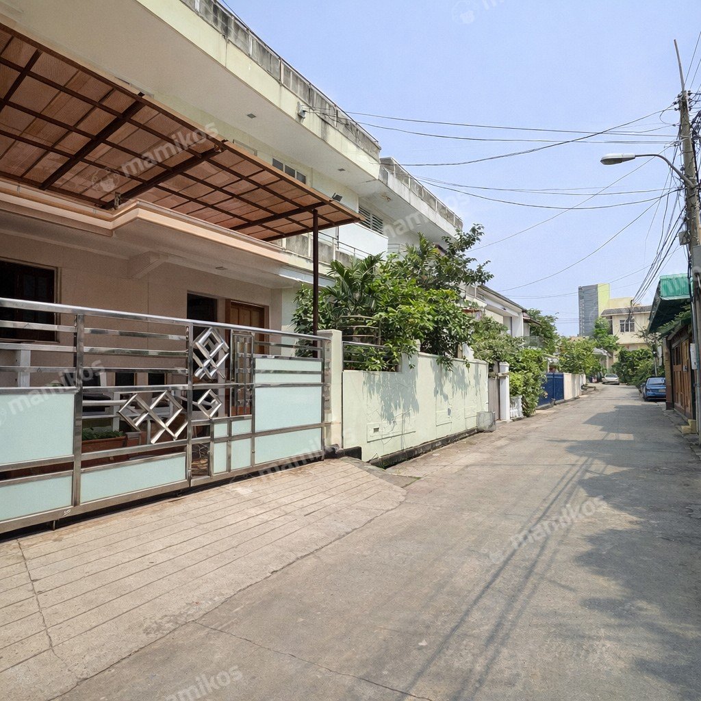 Rumah Sertifikat SHM 6 Kamar Tidur 5 Kamar Mandi Jelambar Jakarta Barat - Photo 4