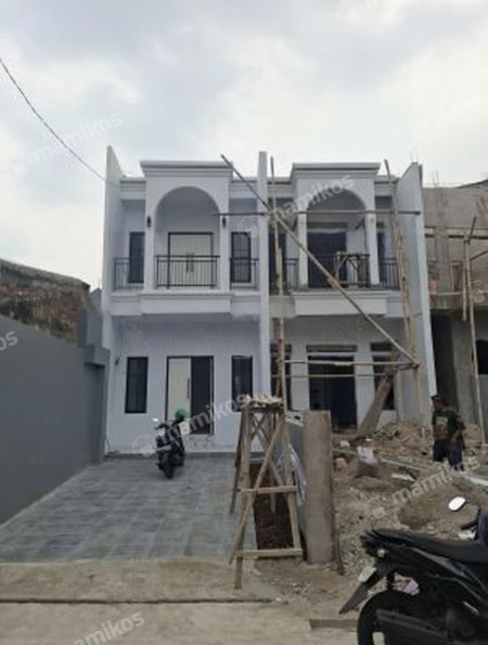 Rumah Sertifikat SHM 3 Kamar Tidur 3 Kamar Mandi Jatiwaringin Jakarta Timur - Photo 3