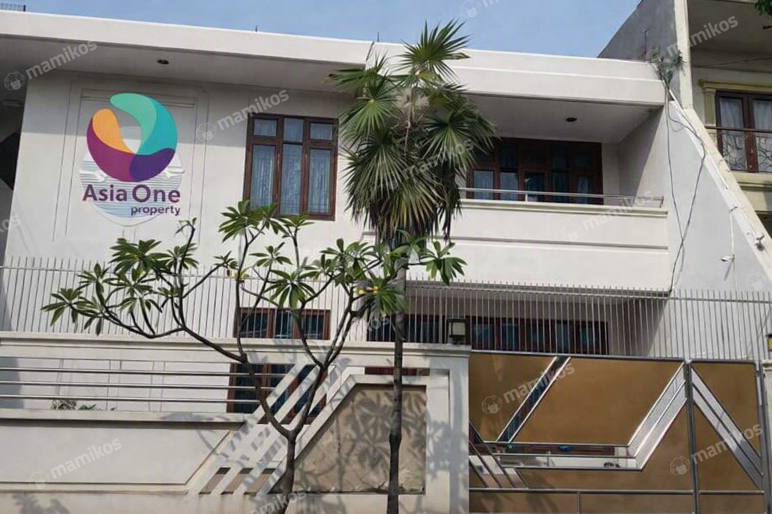 Rumah Sertifikat SHM 5 Kamar Tidur 4 Kamar Mandi Sunter Jakarta Utara