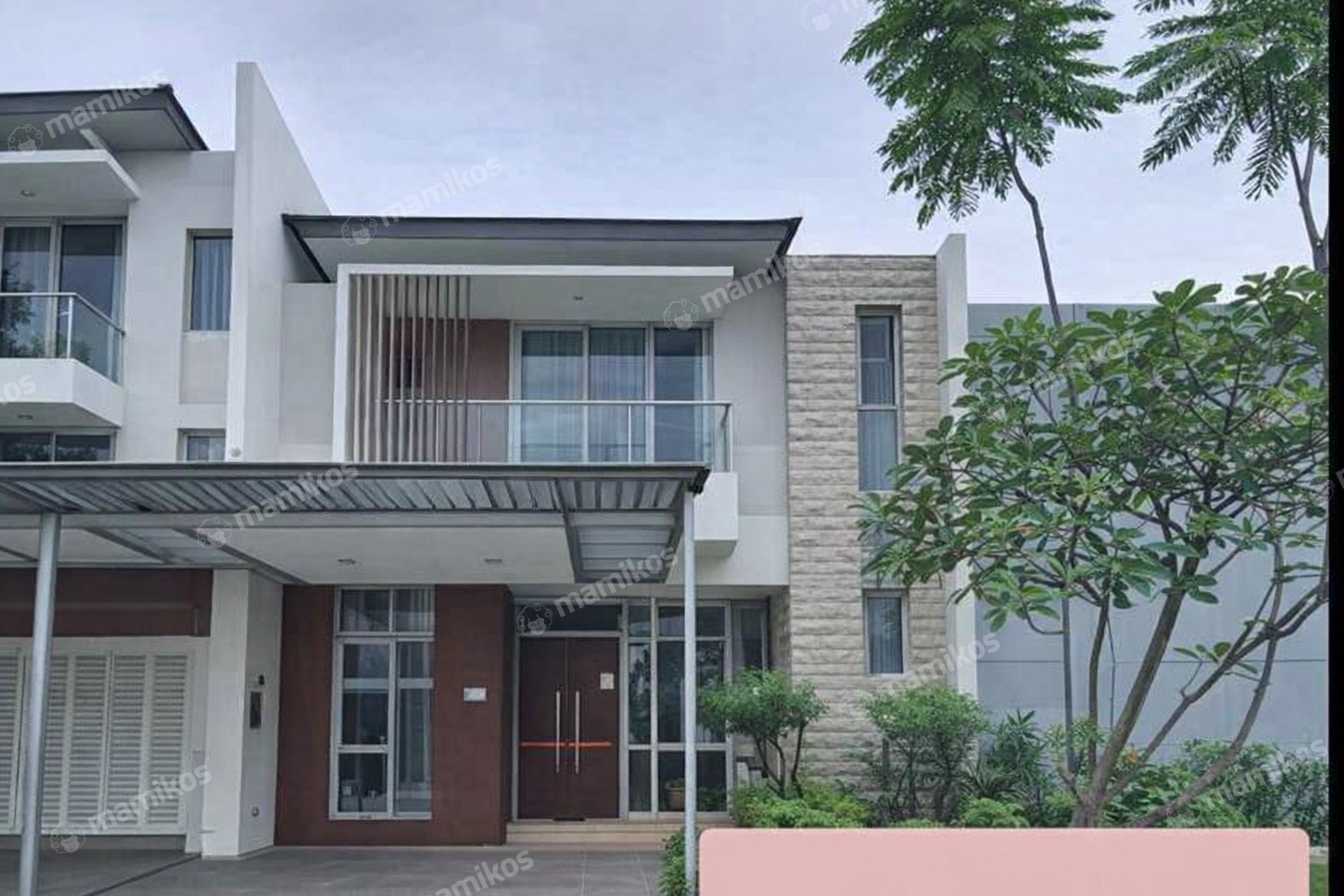 Rumah Sertifikat SHM 4 Kamar Tidur 4 Kamar Mandi Pantai Indah Kapuk 2 Jakarta Utara