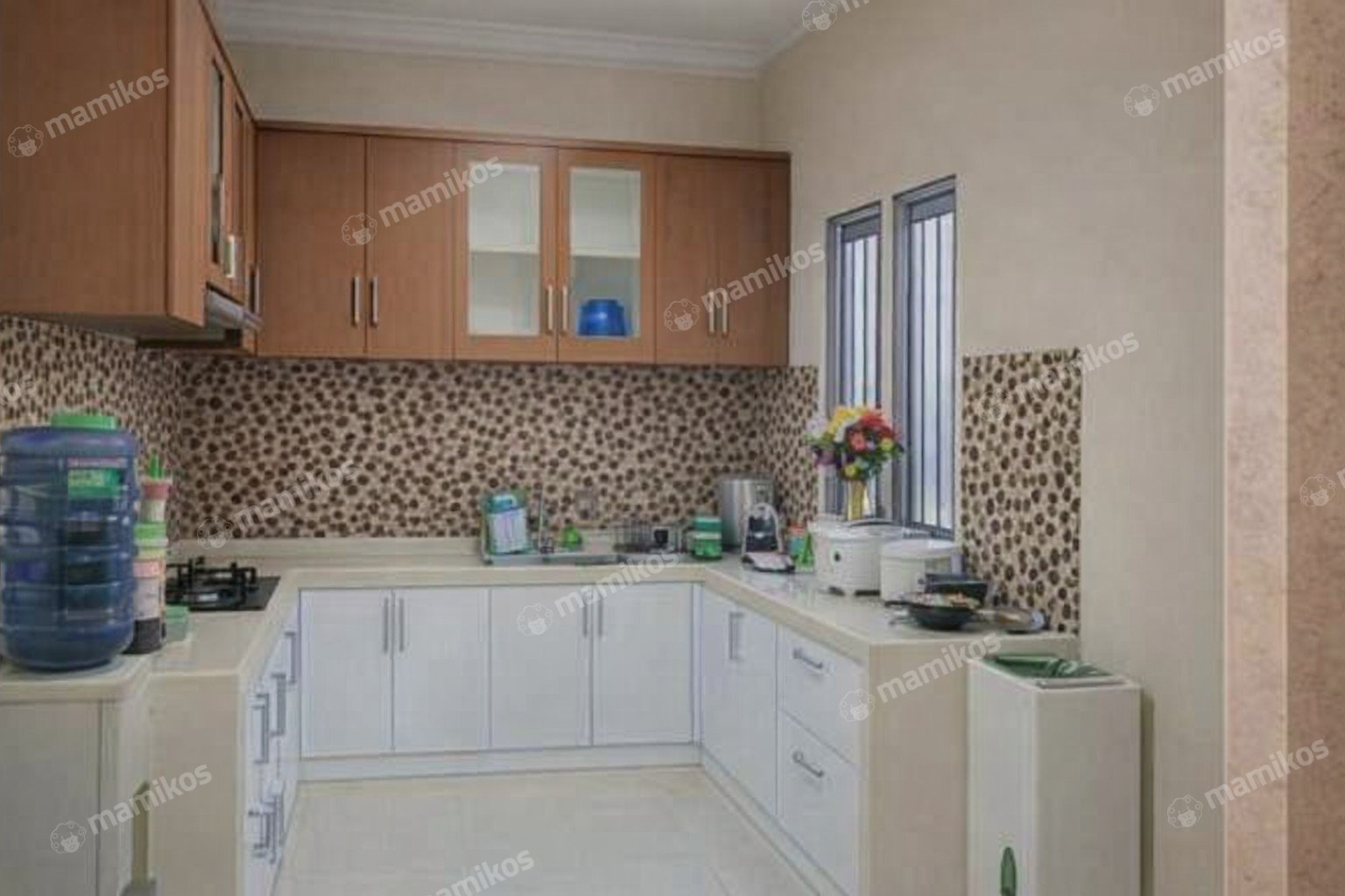 Rumah Sertifikat SHM 4 Kamar Tidur 5 Kamar Mandi Cibubur Jakarta Timur - Photo 3