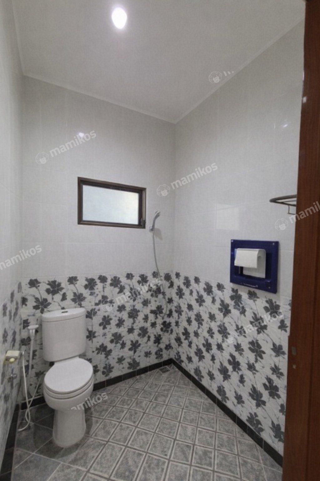 Rumah Sertifikat SHM 4 Kamar Tidur 5 Kamar Mandi Cibubur Jakarta Timur - Photo 4