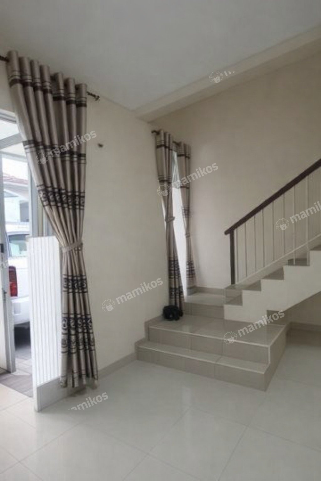 Rumah Sertifikat HGB 2 Kamar Tidur 3 Kamar Mandi Green Lake City Jakarta Barat - Photo 3