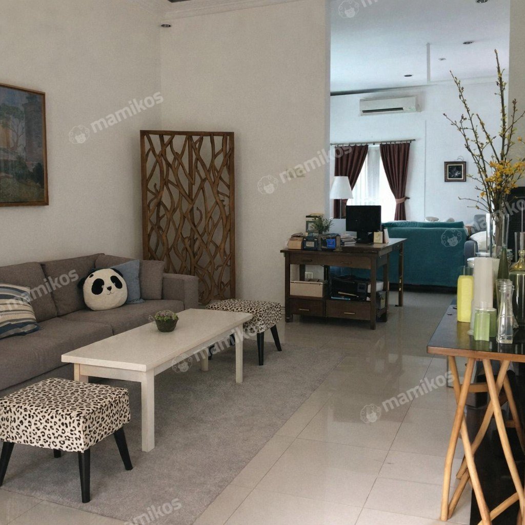 Rumah Sertifikat SHM 6 Kamar Tidur 4 Kamar Mandi Cijantung Jakarta Timur - Photo 4