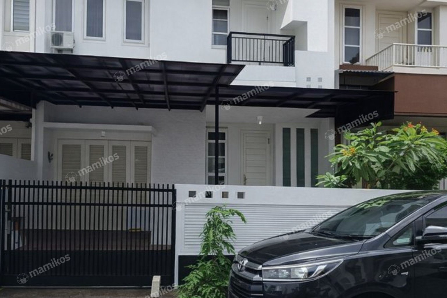 Rumah Sertifikat SHM 3 Kamar Tidur 3 Kamar Mandi Permata Buana Jakarta Barat