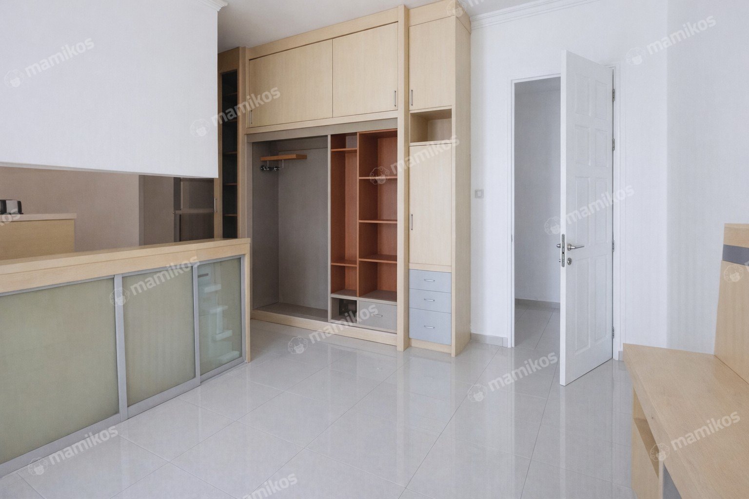 Rumah Sertifikat SHM 3 Kamar Tidur 3 Kamar Mandi Permata Buana Jakarta Barat - Photo 5