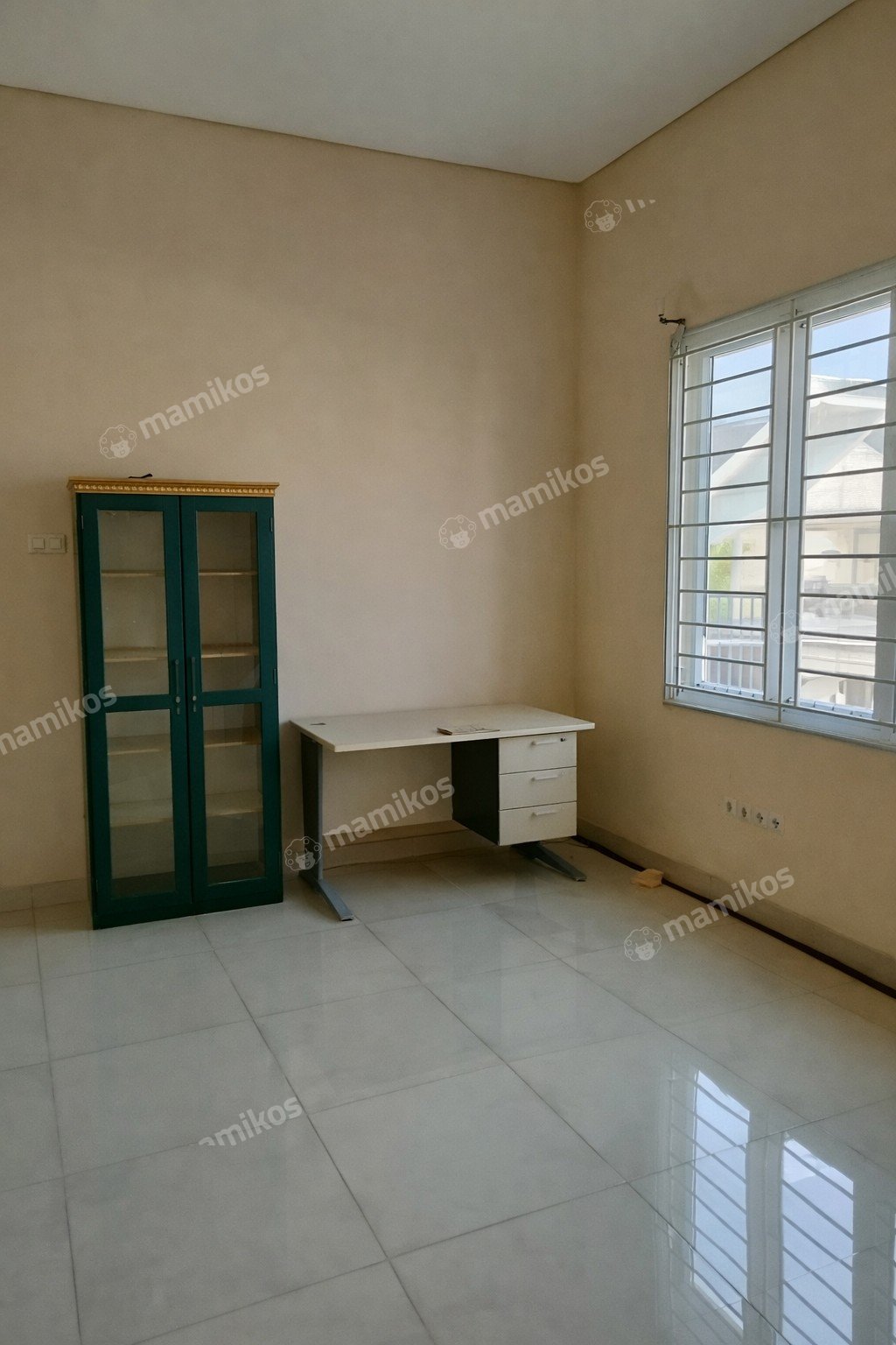 Rumah Sertifikat SHM 5 Kamar Tidur 4 Kamar Mandi Kelapa Gading Jakarta Utara - Photo 3