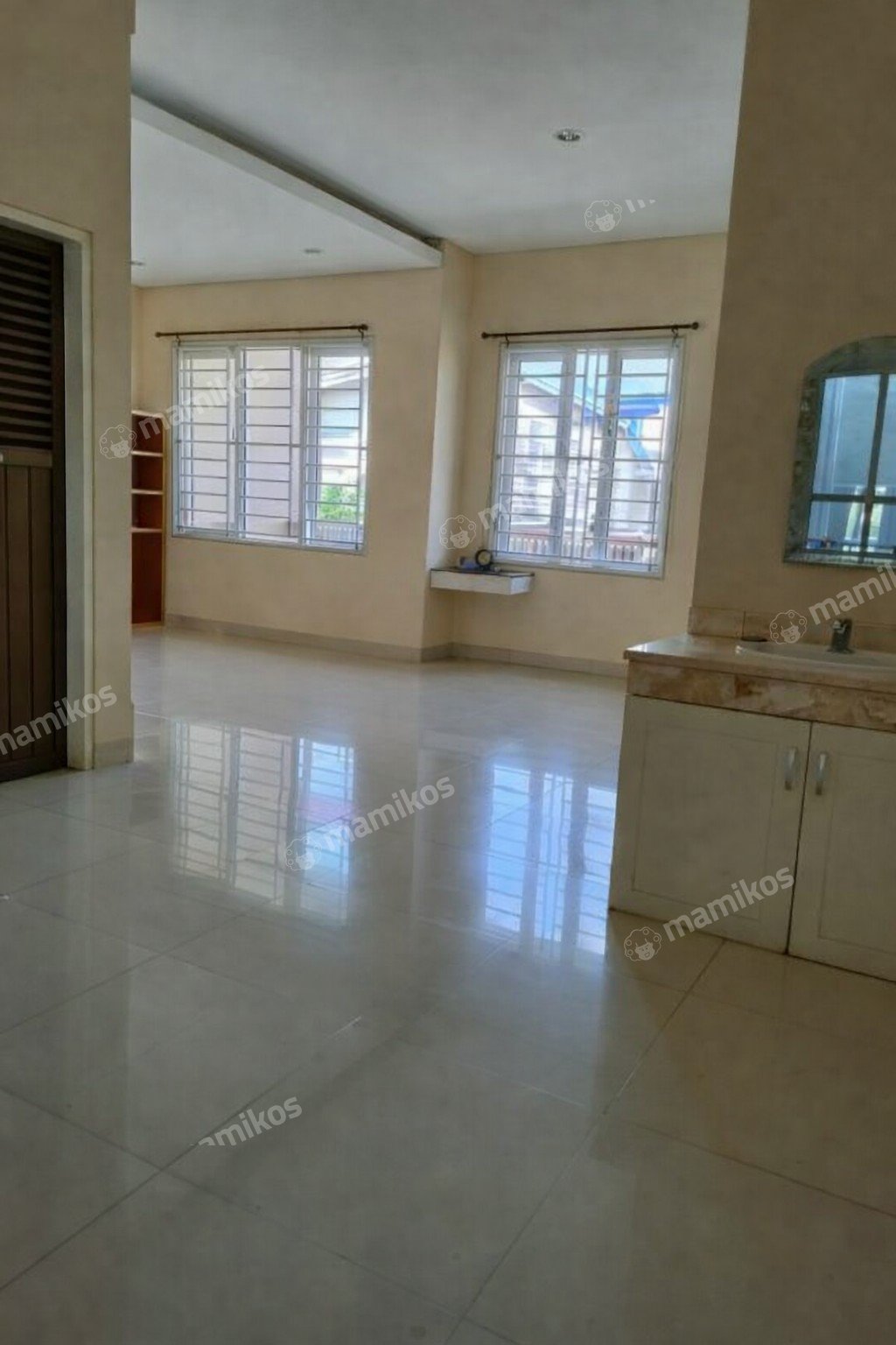 Rumah Sertifikat SHM 5 Kamar Tidur 4 Kamar Mandi Kelapa Gading Jakarta Utara - Photo 4