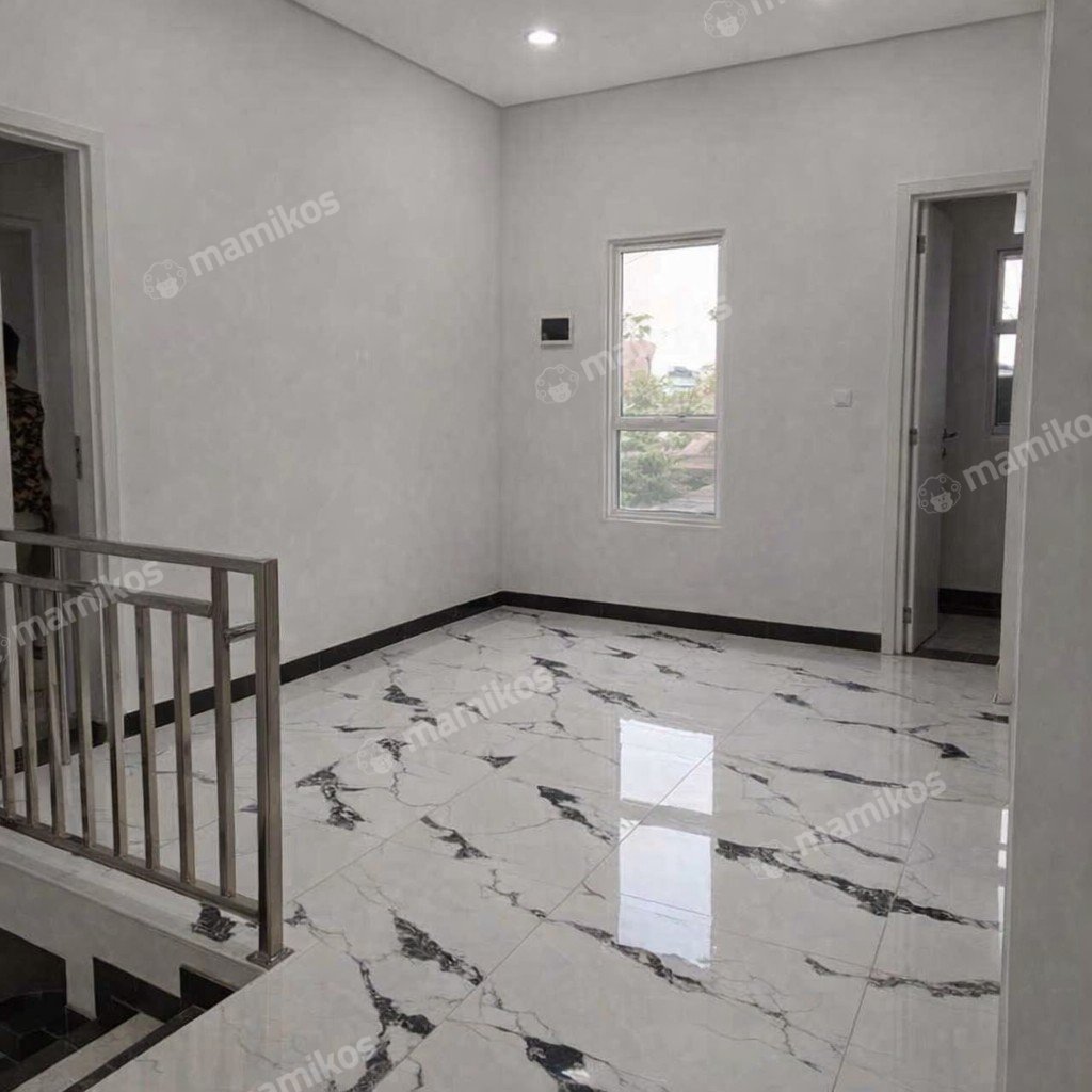 Rumah Sertifikat SHM 3 Kamar Tidur 3 Kamar Mandi Duri Kosambi Jakarta Barat - Photo 2