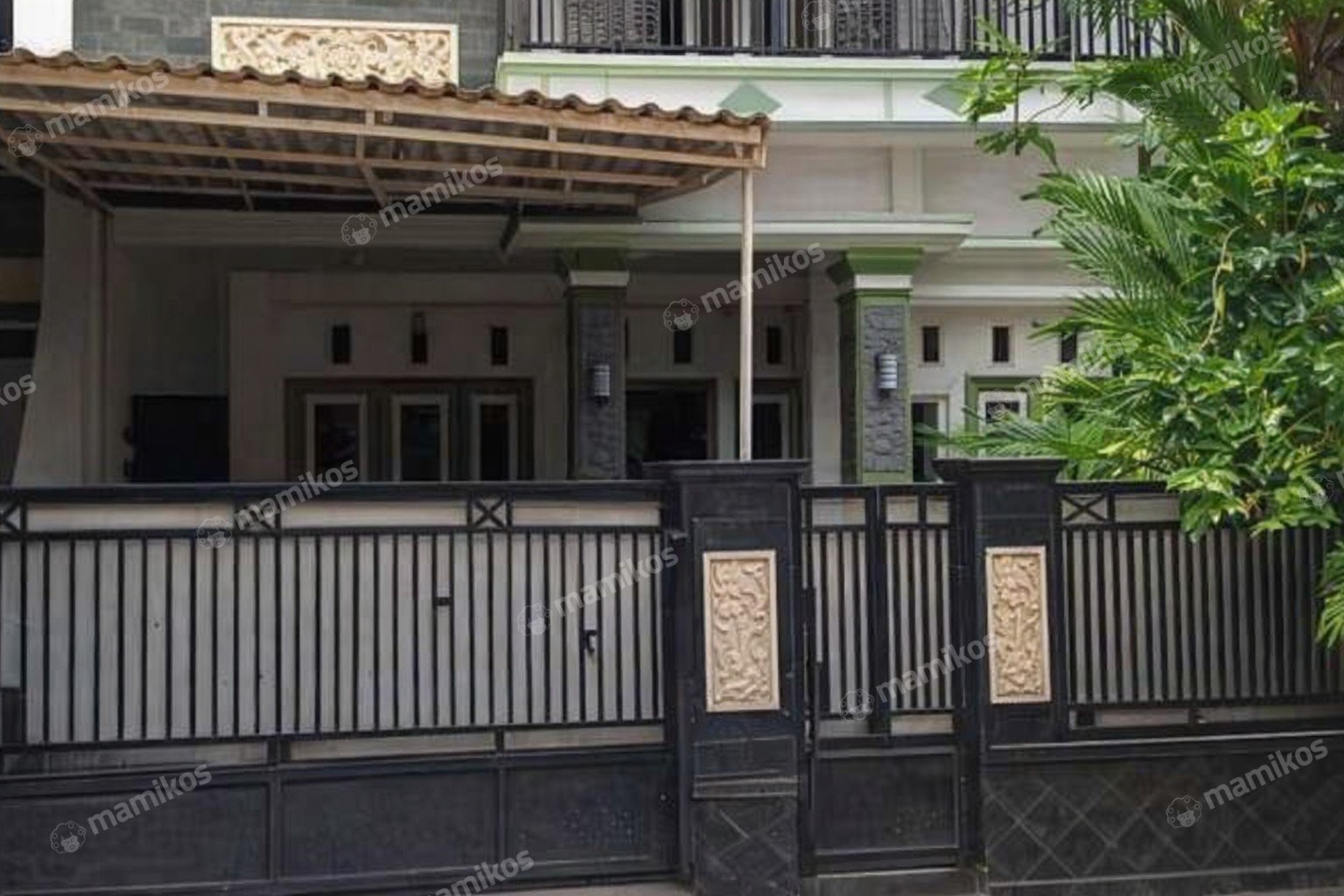 Rumah Sertifikat SHM 6 Kamar Tidur 6 Kamar Mandi Jakarta Garden City Jakarta Timur