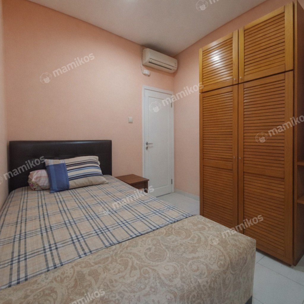Rumah Sertifikat SHM 3 Kamar Tidur 3 Kamar Mandi Puri Mansion Jakarta Barat - Photo 4