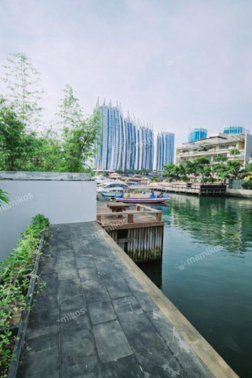 Rumah Sertifikat SHM 5 Kamar Tidur 5 Kamar Mandi Pantai Mutiara Jakarta Utara - Photo 5